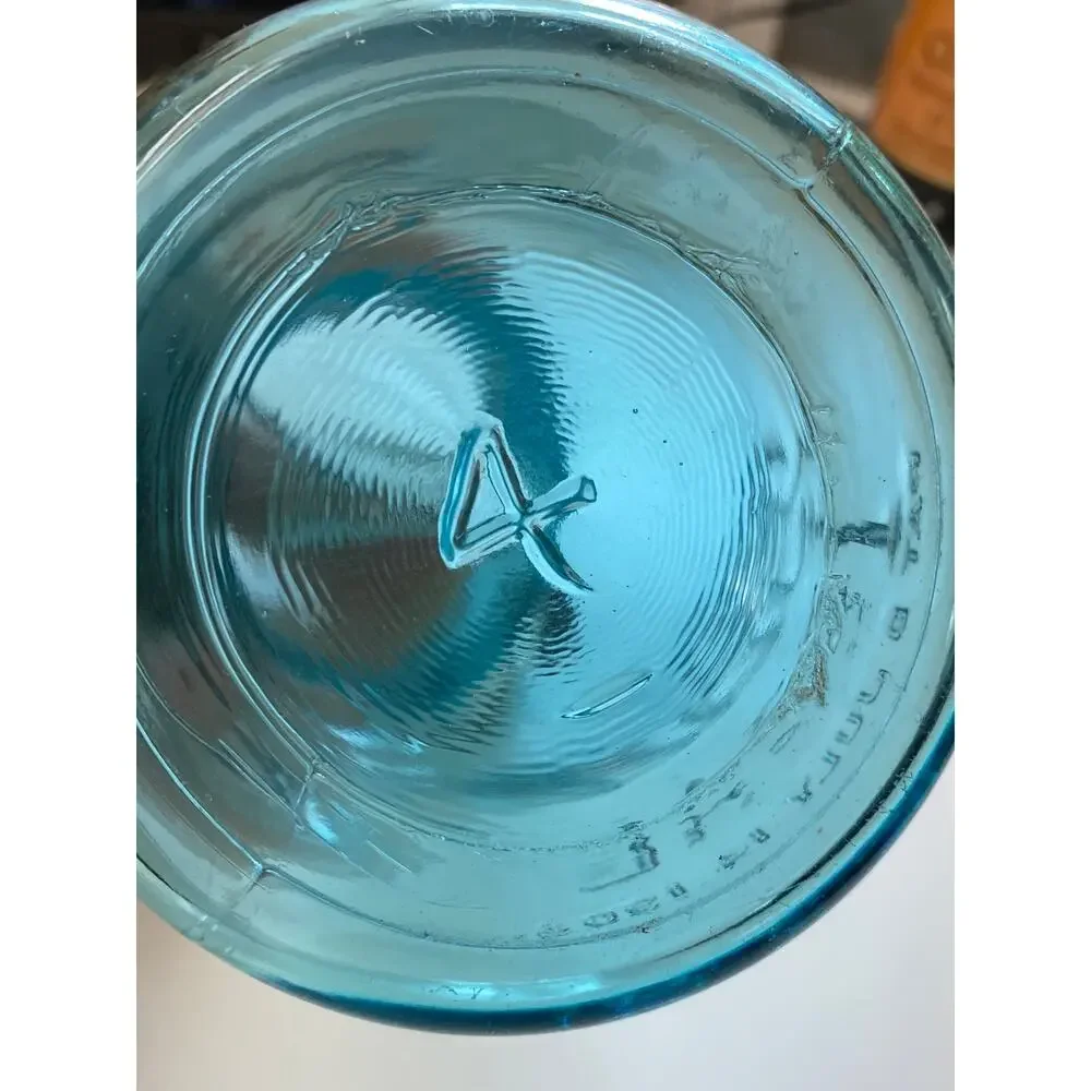 Ball Ideal Blue Glass 1 Qt.‎ Wire Bail Canning Jar